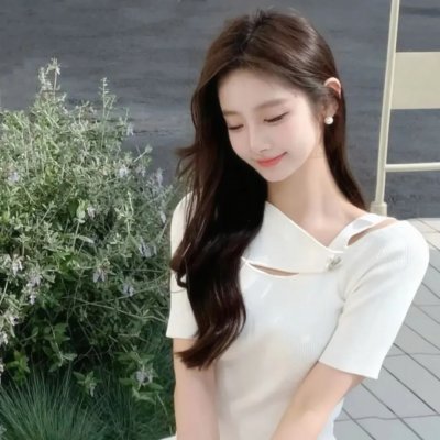 蜜桃女孩